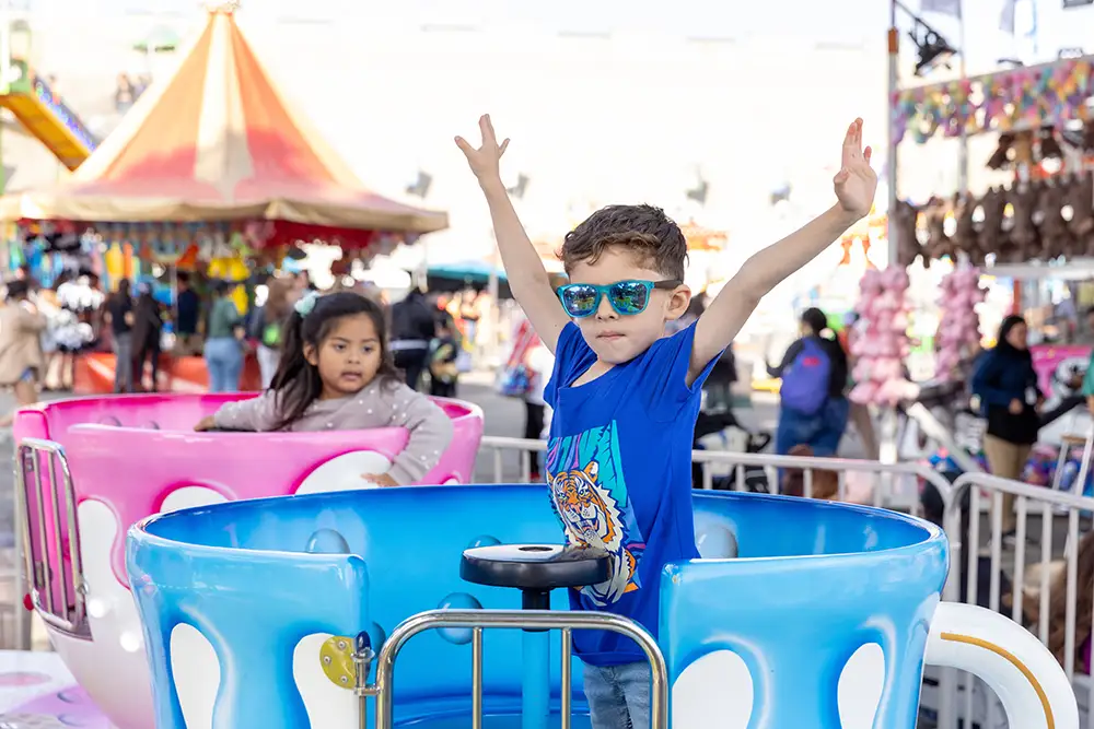 LA County Fair Kid Ride Spinning Cups